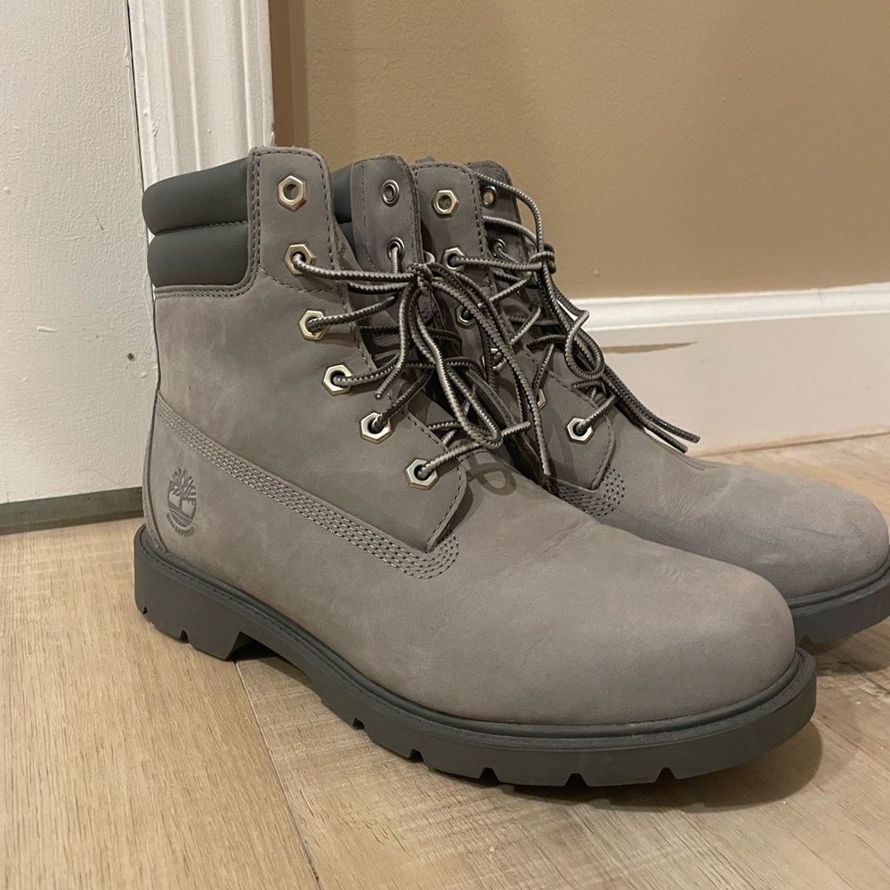 Timberland Gray Nubuck Lace-Up Women's Boots